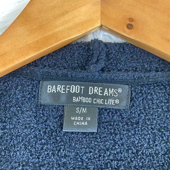 Barefoot Dreams | Bamboo Chic Lite Sweater Black - Picture 2 of 5